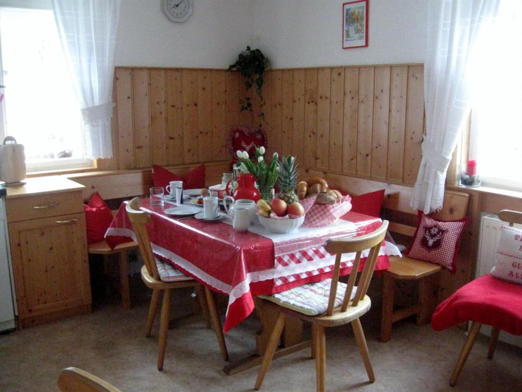 Haus Klinger Lägenhet Gaschurn Rum bild