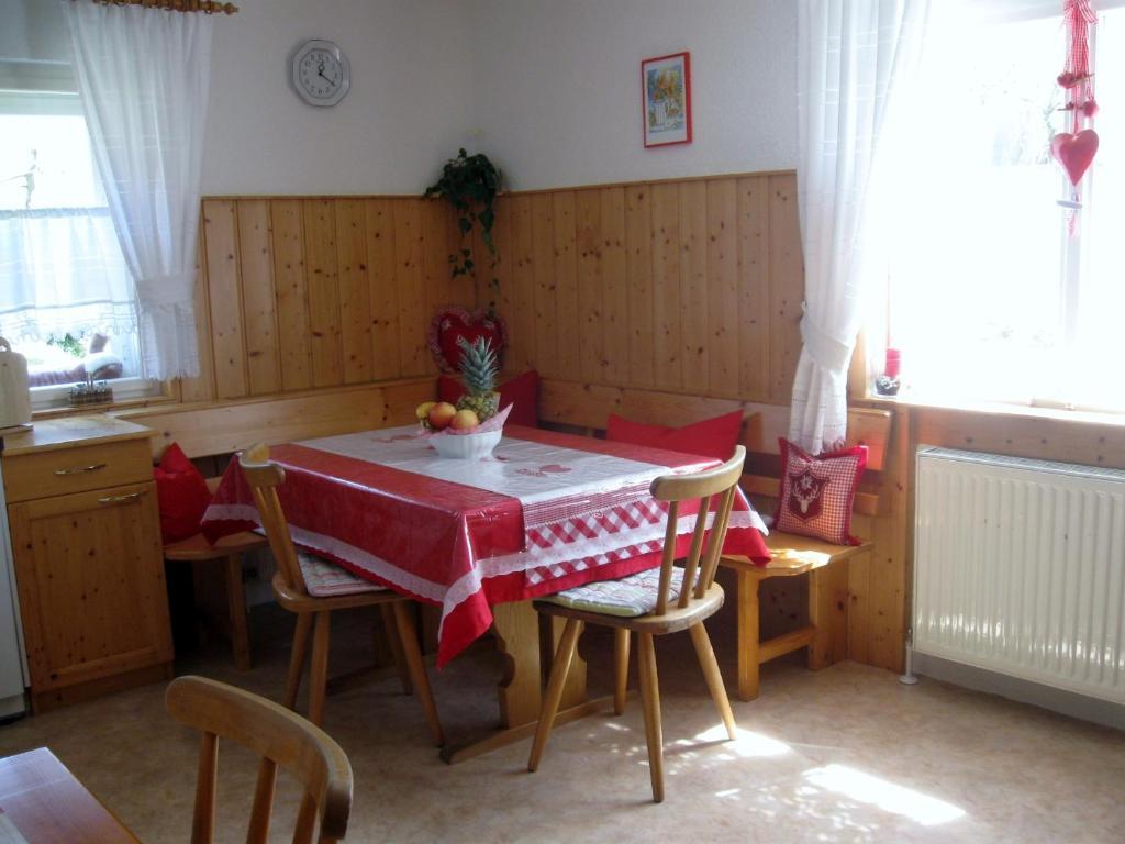 Haus Klinger Lägenhet Gaschurn Rum bild